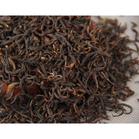 Масу Гао Шань Е Шен Хун Ча ("Высокогорный дикий красный чай
из Масу"), ААА