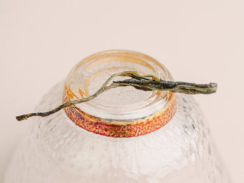 Sheng puer Mao Cha Shui Guo Xiang (aromat owocowy), Manfei, 2025
