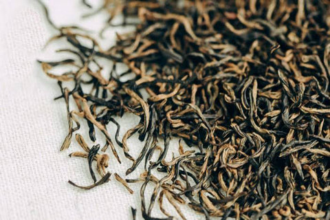 Hei Zhen Zhu (Prawdziwa czarna perła), AAA, 2025