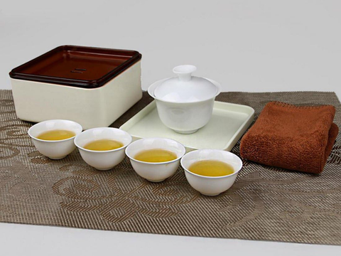 Zestaw do picia herbaty, porcelana, 5 elementów
