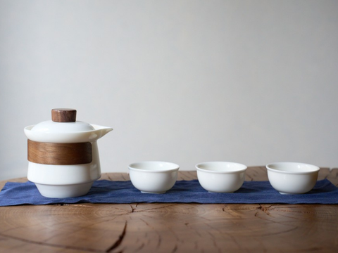 Tea set #259, ceramic, 4 items