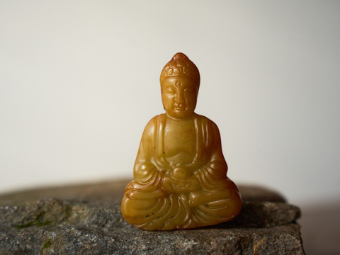 Buddha, tea figurine (jadeite), 6x4 cm