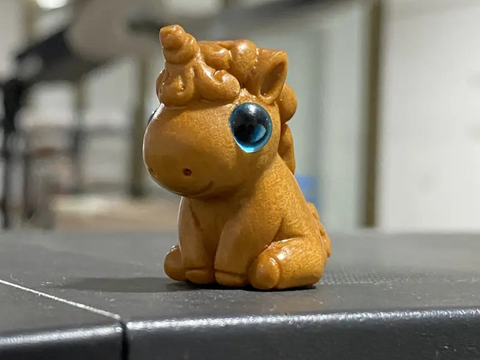 Figurka Jednorożca, drewno (3.2x2 cm)