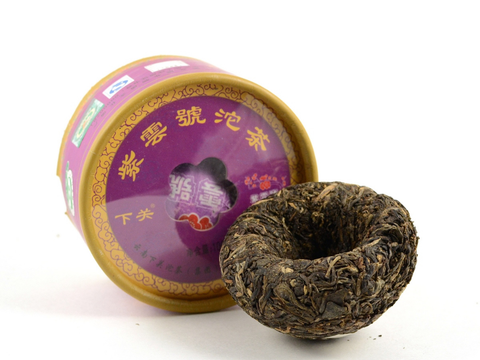 Sheng Pu Erh Ji Yun Hao (Fioletowe chmury), fabryka Xiaguan, AA, 100 gr., 2012
