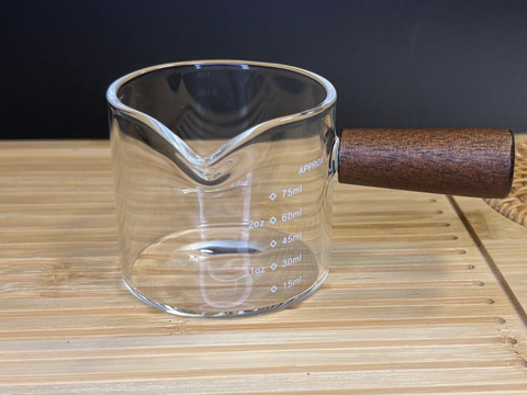 Chahai ze skalą pomiarową, szkło, drzewno, 75 ml