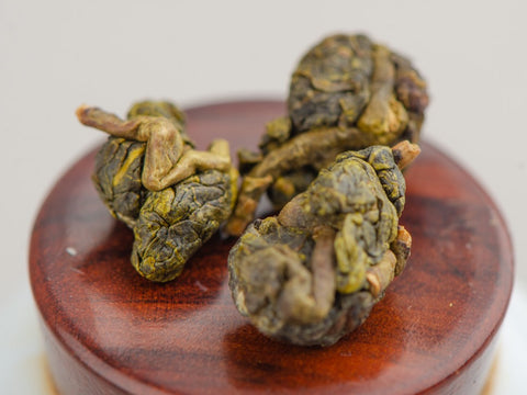 Liczi Oolong (Tajwański Oolong o smaku śliwki), AA