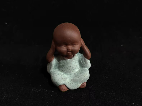 Mnich, figurka herbaciana, glina, 5 cm