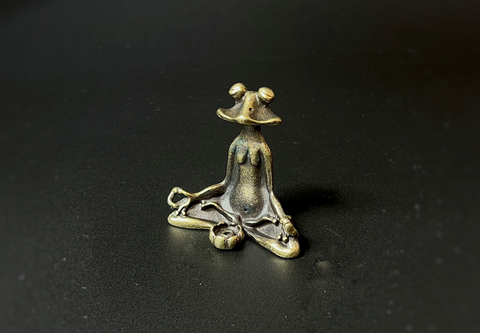 Podstawka na kadzidełka Żaba, brąz, 5x5 cm