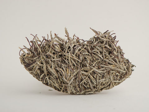 Bai Hao Yin Zhen ("Srebrne Igły"), AAA