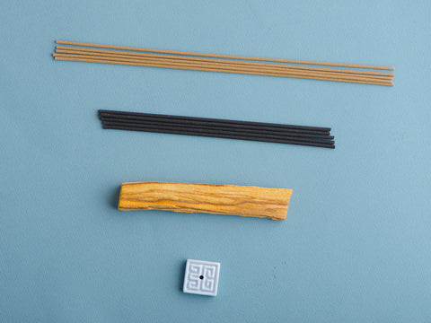 Zestaw kadzideł „Medytacja”, 10 szt, stojak plus Palo Santo